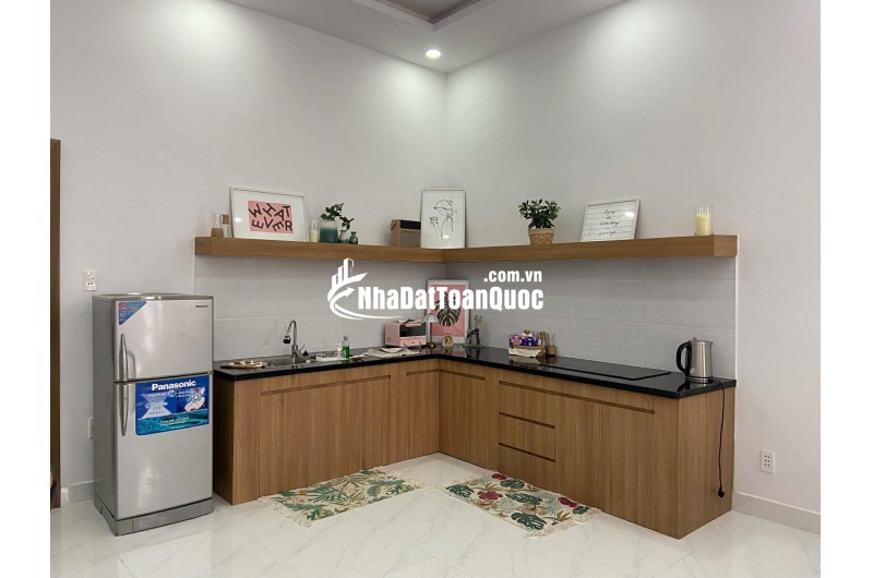 Bán nhà sát căn mặt tiền đường Tỉnh Lộ 10, DT 63m2, xây mới 1 trệt, 1 lầu